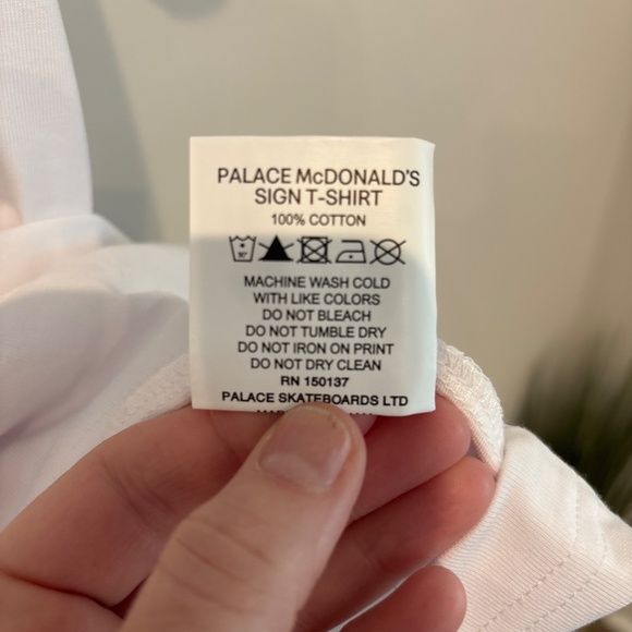 Palace x McDonald's Sign T-shirt Men’s Large - Picture 3 of 4